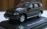 Mercedes-Benz ML320 in Black Scale 1/72