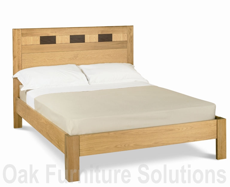 Caravelle Oak and Walnut Bedstead 150cm - King