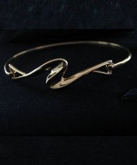 Carrick 9ct gold bangle