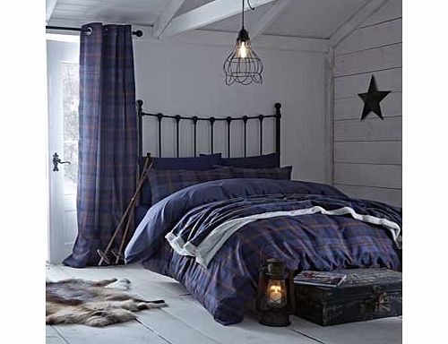 Catherine Lansfield Glencoe Sherpa Throw - Navy