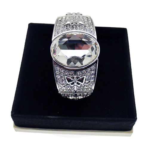 CCZ Design Swarovski Style chunky diamante clasp bracelet.