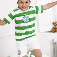 Celtic Kit Pyjamas - Boys.