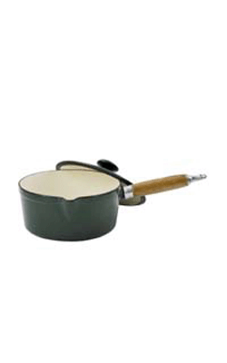 Chasseur Saucepan  20cm  2.0ltr   The fabulous Chasseur range of cast iron cookware was first introd