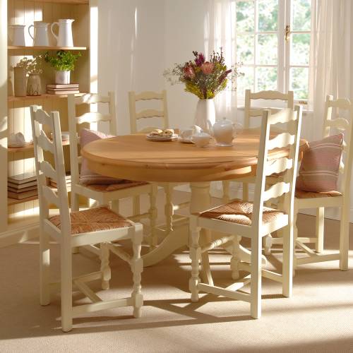 Dining Table and 6 Chairs 820.033