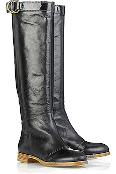 Buckle detailed boots