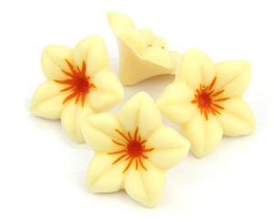 Chocolate Trading Co White chocolate flowers - Tub of 4