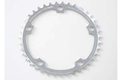 Cinelli Specialites T.a. Chain Ring Shimano 105 39 Tooth
