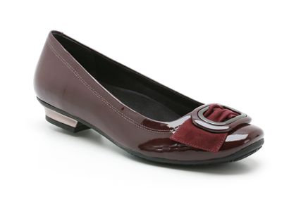 Clarks Cashew Bar Burgundy Patent