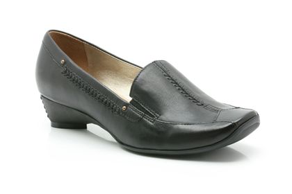 Clarks Dozy Do Black Leather