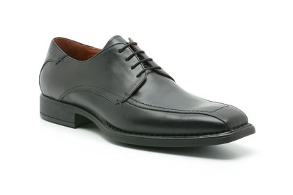 Clarks Force Class Black Leather