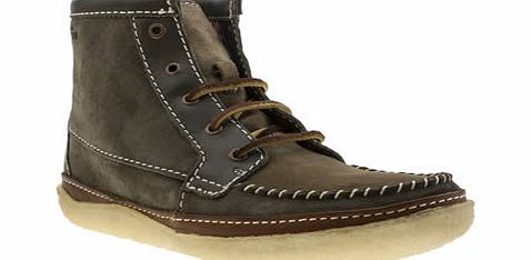 clarks originals Khaki Vulco Guide Herschel Boots