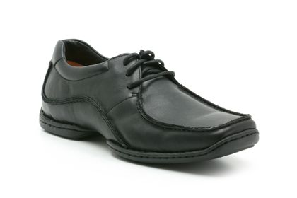Clarks Ruddle Barn Black Leather