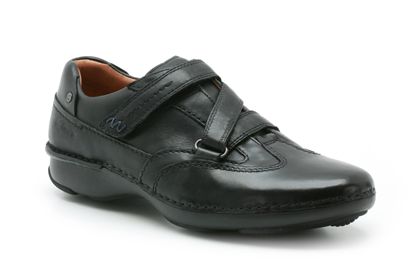Clarks Rush Flow Black Leather