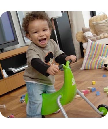 Classic Toddler Toys CHEEKY CHICK