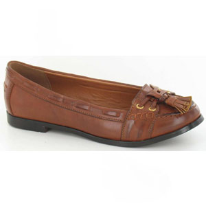 Cloggs Tassel Penny Loafer - Tan