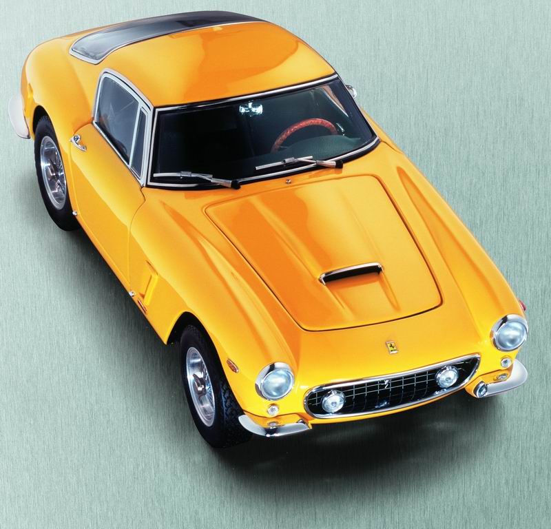CMC Ferrari 250GT SWB 1961 in Yellow