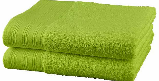 ColourMatch Pair of Bath Towels - Apple Green