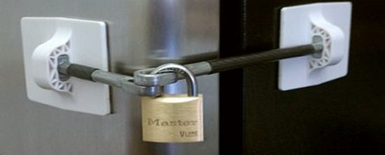 Computer Security Products Refrigerator Door Lock With Padlock - White