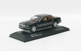 Jaguar XJ6 1972 in british racing green limited edition 1:43 scale model car