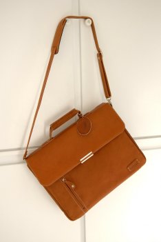 Cortez Stylish Mens Leather Briefcase.