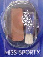 Miss Sporty Rouge met Kwast No.6 (27152)