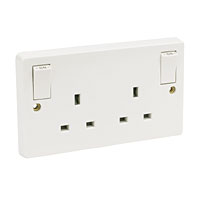 CRABTREE 2G Outboard Rocker Sw Skt