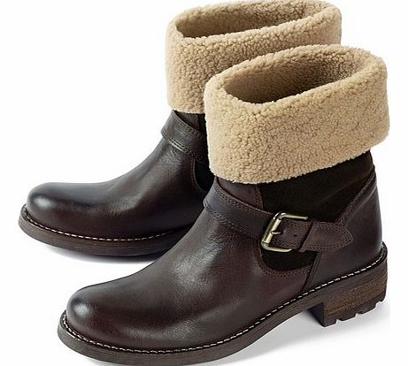 Crew Clothing Loxley Boot