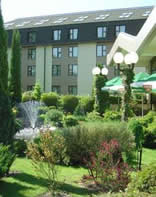 Crown Piast Hotel And Park