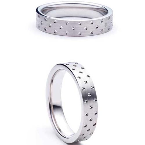 Cuidado from Bianco 4mm Medium Flat Court Cuidado Wedding Band Ring In Platinum