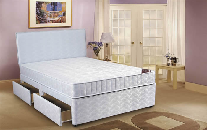 Missouri  4ft 6 Double Divan Bed