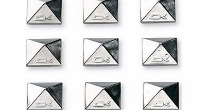 Dakine Pyramid Studs - Chrome