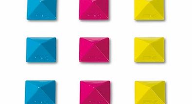 Dakine Pyramid Studs - CMYK
