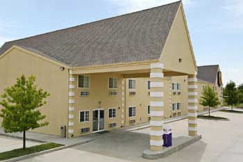 DE SOTO Super 8 Motel De Soto