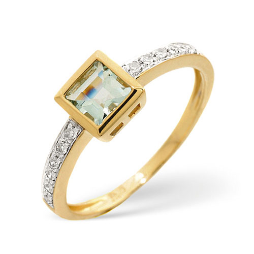 Diamond Essentials 0.41 Ct Aquamarine and 0.06 Ct Diamond Ring In 9 Carat Yellow Gold