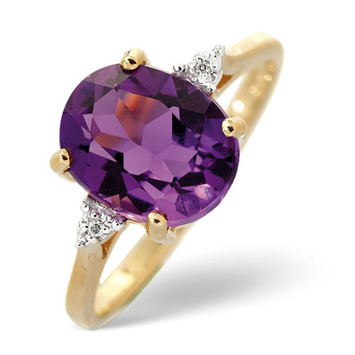 2.15 Ct Amethyst and 0.01 Ct Diamond Ring In 9 Carat Yellow Gold