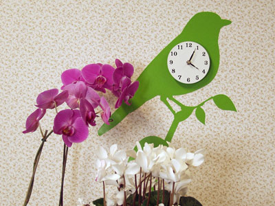 Diana Paisis Silhouette Bird Clock