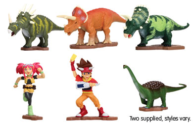 2 Pack Figures with Playing Card