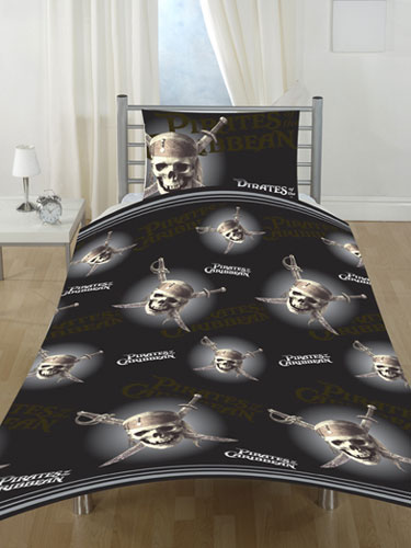 Disney Pirates of the Caribbean Pirates of the Caribbean Duvet Cover and Pillowcase Skulls Design Disney Bedding
