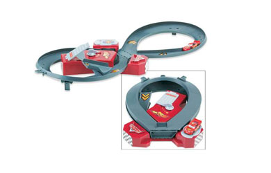 Disney Pixar Cars - Lightning Fast Speedway Race Track