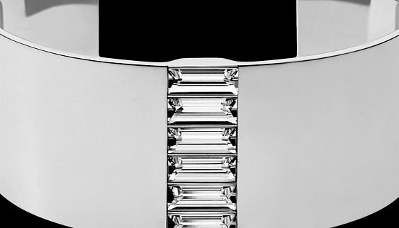 Geometric Glitz Bangle NJ2122040