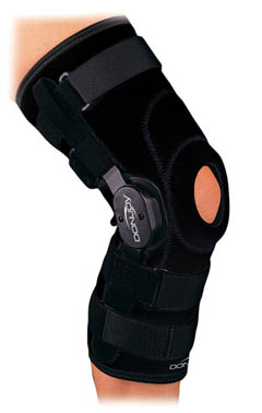 donjoy Drytex Playmaker With Popliteal Cutout
