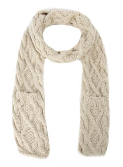 Dorothy Perkins Cream cable knit pocket scarf
