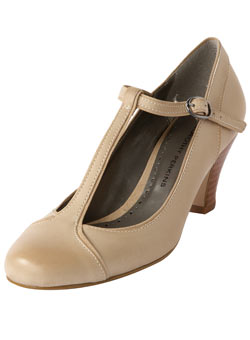 Dorothy Perkins Cream T-bar shoes