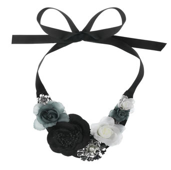 Dorothy Perkins Fabric Flower Collar