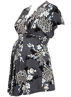 Maternity print kimono top