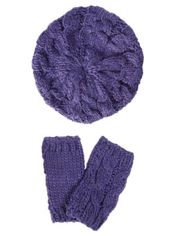 Dorothy Perkins Purple hat and handwarmer set