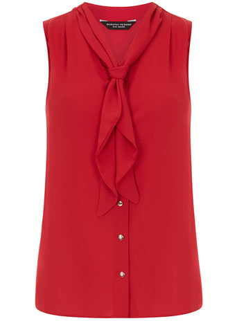 Red sleeveless pussybow blouse DP05385712