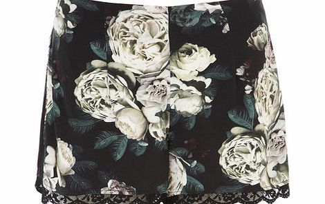 Dorothy Perkins Womens All About Rose laced hem shorts- Fl Multi