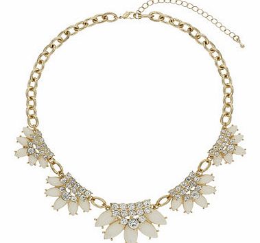Dorothy Perkins Womens Cream Flower Necklace- Cream DP49814592