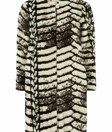 Dorothy Perkins Womens Luxe Black and White Fur Coat- Black
